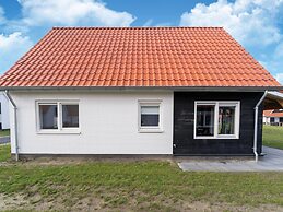 Luxurious Holiday Home With Parking