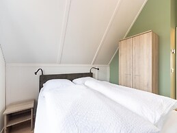 Luxurious Holiday Home With Parking