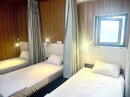 Bunk Beach Hostel