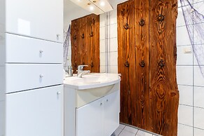 Moderne und Komfortable Ferienwohnung in Busum