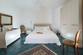 Villa in Trapani With Private Pool & Near Sea