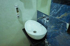 Hotel Evara Inn