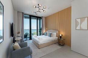 Stylish Address JBR 3BR w Ain Dubai View