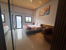 ABE HOTEL & CONVENTION