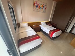 ABE HOTEL & CONVENTION