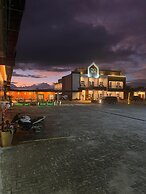 ABE HOTEL & CONVENTION