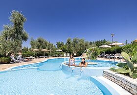 Apartment in Vieste With Garden