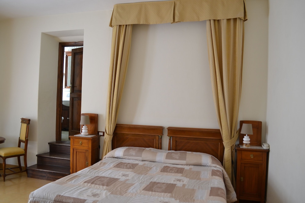 Hotel Roma