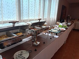 The Taksim Bangla Beach Hotel