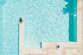 Bee Tree Villa in Corfu