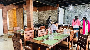 Ibex Resorts, Valparai (Tale Rock)
