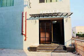 The Loya Hotel