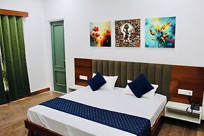 The Loya Hotel