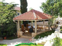Seaside Escape Selce Apartments