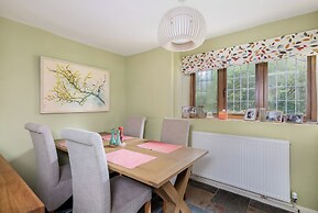 Tom Callows Gorgeous Cottage Oxfordshire