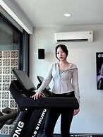 The Horizon Groove Hotel