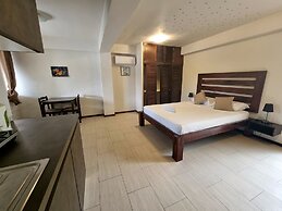 Day & Night Accommodations