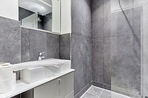 Sublime 3 Bedroom Flat Palais Royal Bourse