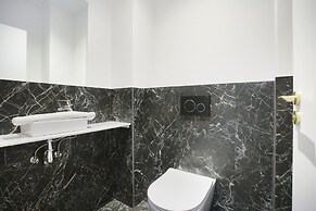 Sublime 3 Bedroom Flat Palais Royal Bourse