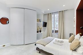 Sublime 3 Bedroom Flat Palais Royal Bourse