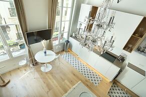 Superb Apartment Le Marais Center of Paris