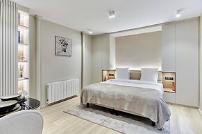 Sublime and new Studio Center of Paris