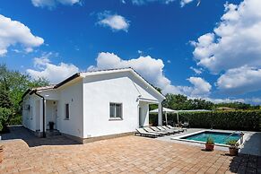 Pool House Kristina