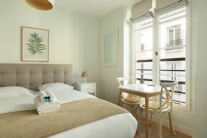Charming Flat With AC - Center of Paris