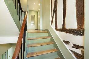 Charming Flat With AC - Center of Paris