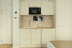 Charming Flat With AC - Center of Paris