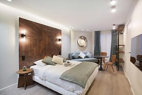 Modern Suite Center of Paris Montmartre