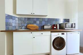 Apartment Exposition Center