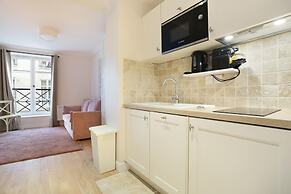 Charming Apartment Center of Paris