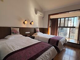 Castle peak yard Inn Guilin