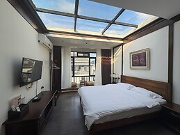 Castle peak yard Inn Guilin