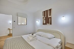 Apartment With AC Saint-germain des Pres / Rennes