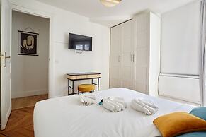 Sublime Appartement Champs Elysees