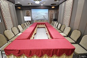 Le Majestic Business Class Hotel