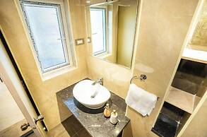 Le Majestic Business Class Hotel