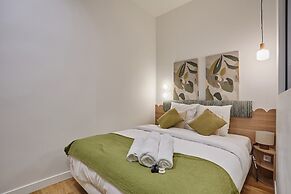 Superb Apartment on the Champs Elysees