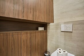 Superb Apartment on the Champs Elysees