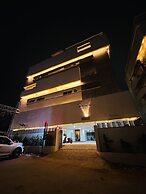 WILDWINGS PREMIUM HOTEL