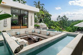 Villa Daniele by BaliSuperHost