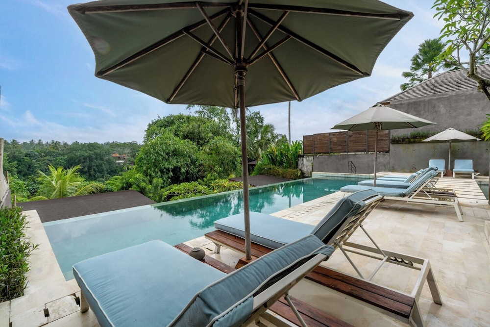 Villa Daniele by BaliSuperHost