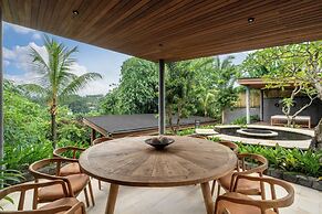 Villa Daniele by BaliSuperHost