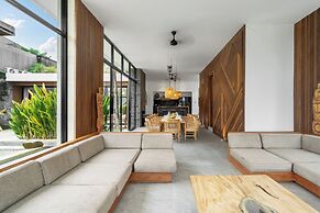 Villa Daniele by BaliSuperHost