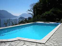 Villa Panoramica in Menaggio