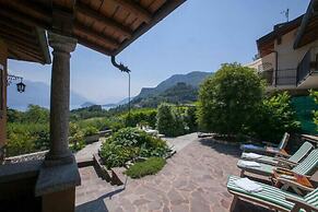 Villa Lakecomo - Ritrovo