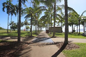 Aquarius Esplanade Retreat