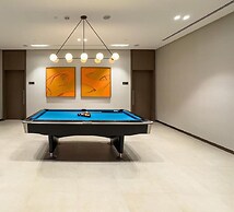 Downtown Luxe 1BR Vibes at Grande